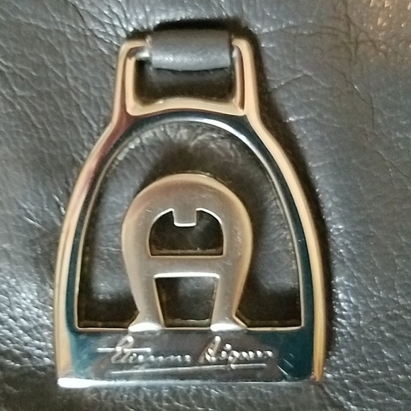 Purse - Picture 4 of 4